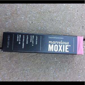 BNIB Marvelous Moxie Lipgloss from Bare minerals